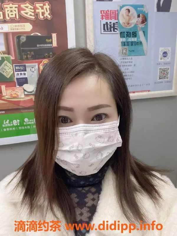 武汉上门服务-汉阳呼唤32岁，158cm身高，激情服务300元起