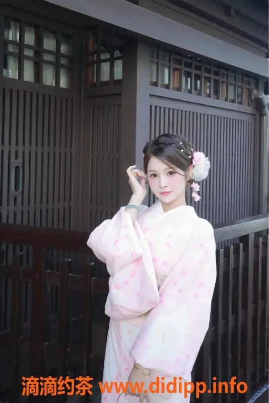 广州楼凤-广州天河小笨蛋，2500元起，69式服务