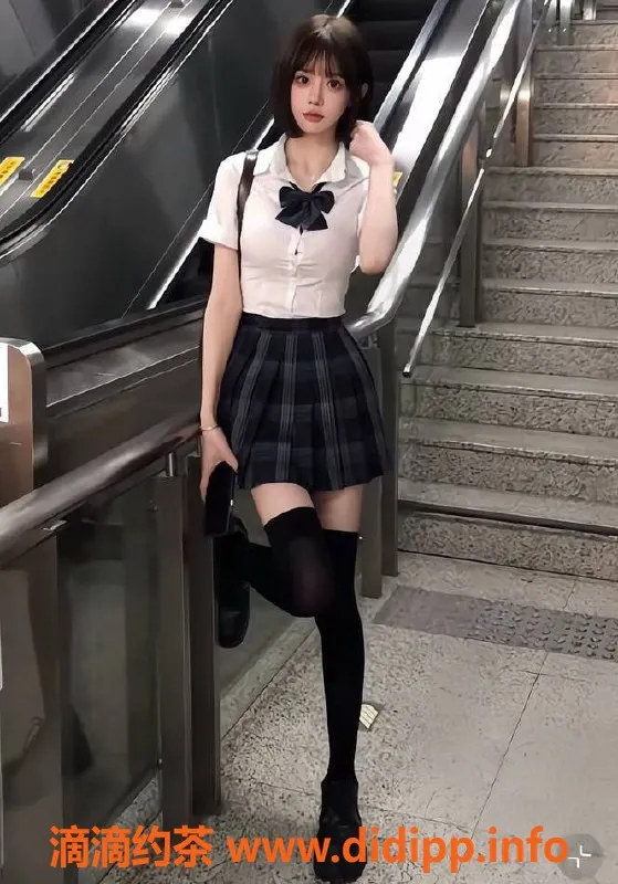 上海楼凤-普陀姜清雨，34D嫩妹，1600元45分服务！