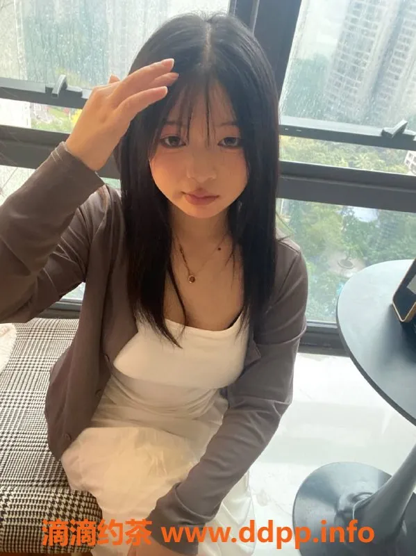 成都楼凤-成华区童颜巨乳妹，身高159，96斤，服务优质