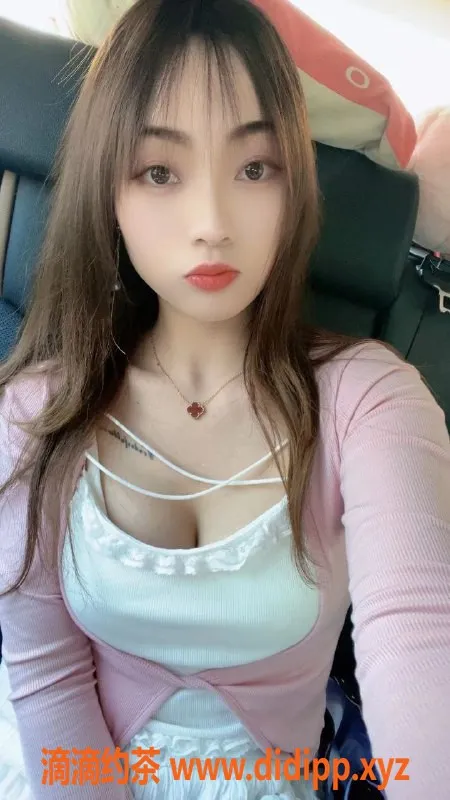 广州楼凤-四川妹子小美，168cm，48kg，胸围36D，服务超棒！