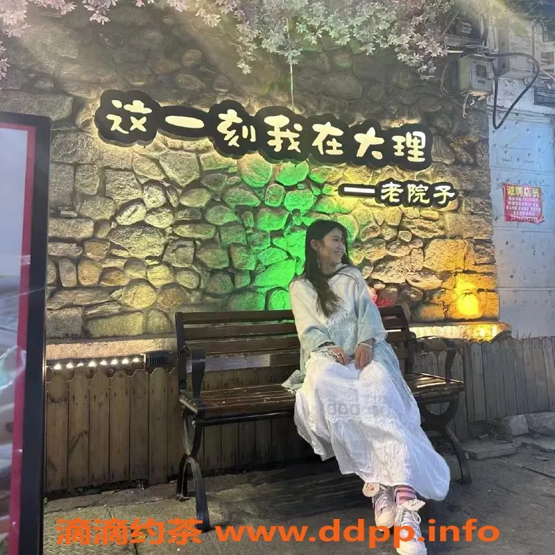 武汉上门服务-小懒猫 98年162cm天然C 身高体重配合度高