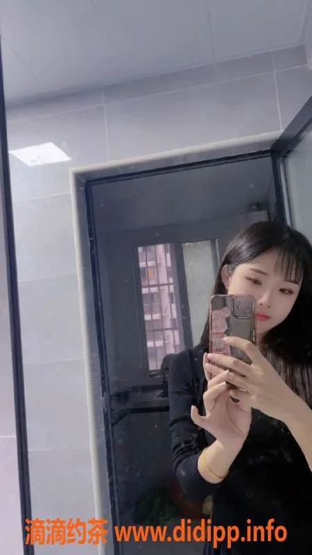 武汉楼凤-洪山区蓉儿24岁幼师，158/88，激情服务700起