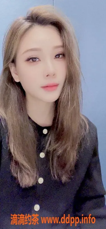 北京上门服务资源信息,重庆凝雪 165cm 49kg 清纯妹子可爱现身