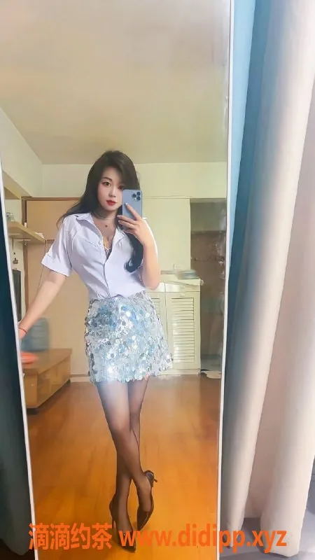 广州楼凤资源信息,海珠小灵儿，课费500-900，服务优质！