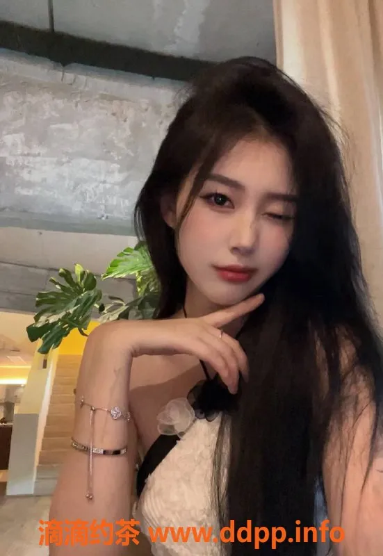 南京楼凤-江宁区25岁悠悠，167身材34B，超值服务仅700元！