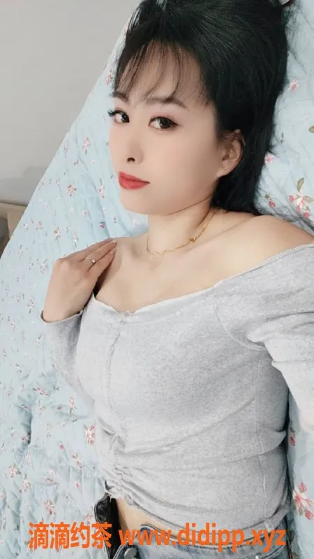 广州楼凤-番禺依依，26岁，158cm，胸围36C，服务多样