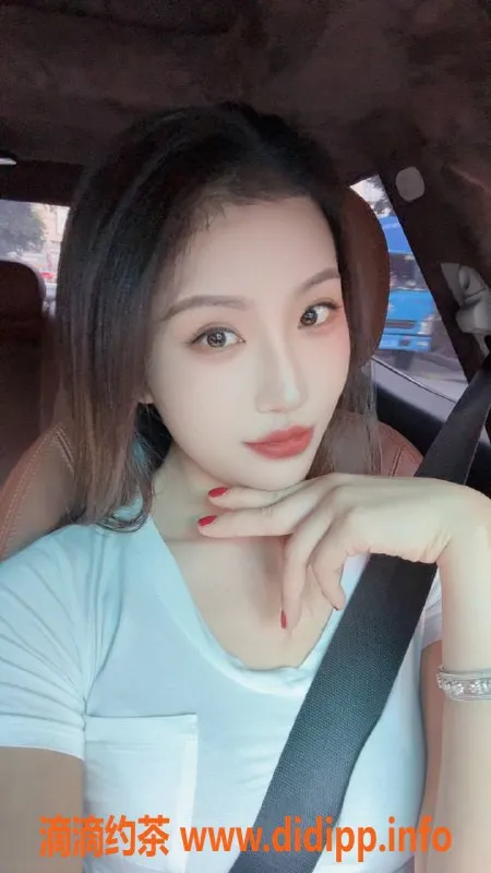 深圳楼凤-罗湖艺名允儿 21岁模特 176cm 55kg C罩杯