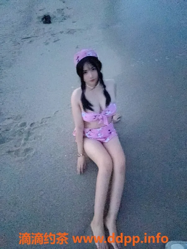 上海楼凤-徐汇彭小小，童颜巨乳，超值服务来袭！