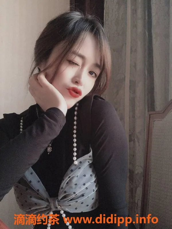 上海楼凤-气质少妇楚芯，8p供选择，69服务可享受