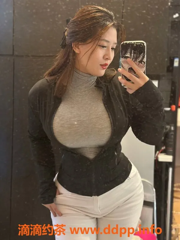 苏州上门服务-苏州蝴蝶，36岁，165cm，64斤，800元起服务