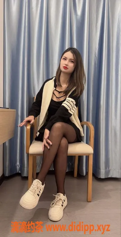 广州楼凤资源信息,广州天河区小丽丽，茶费500p，已视频认证