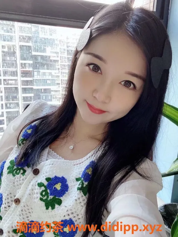 深圳楼凤-龙华兼职嫩模 27岁155cm 45kg B杯