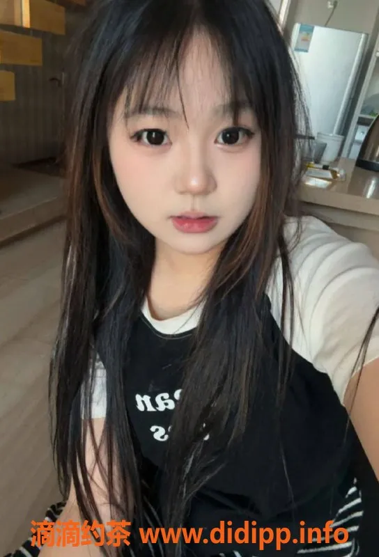 广州楼凤-天河嫩妹小八，500元带你享受极致服务