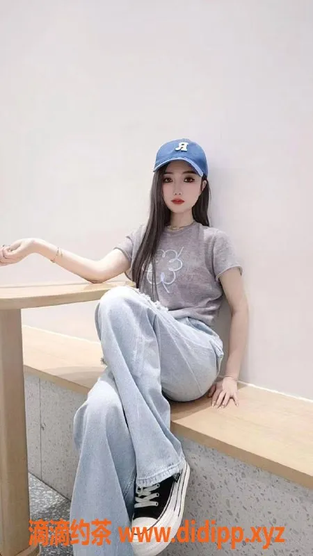 武汉楼凤资源信息,洪山区雯雯，26岁168cm，极品御姐共浴服务