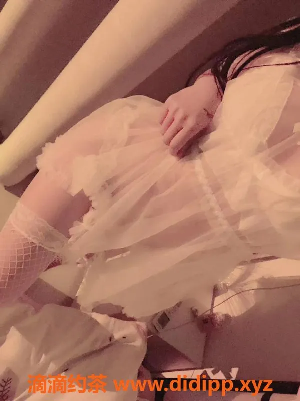 杭州楼凤-临平丫丫：160cm、43kg、36C，服务一流