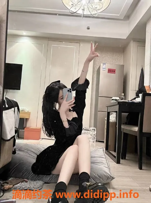 杭州楼凤资源信息,杭州草莓19岁，身材诱惑，热情服务1000p