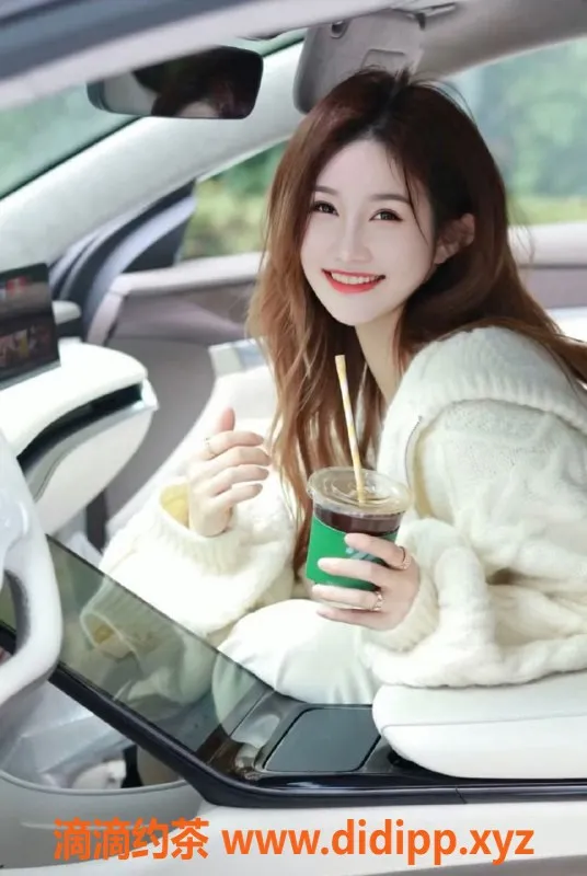 北京楼凤-Coco重庆妹子，23岁165cm，1200元超值服务