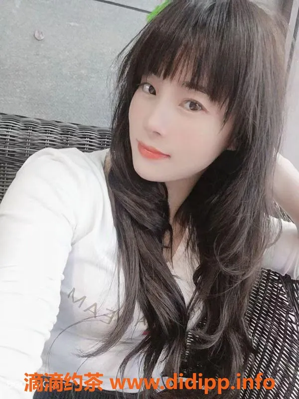 深圳楼凤-深圳龙华28岁珊珊，165cm，38D，300元快餐