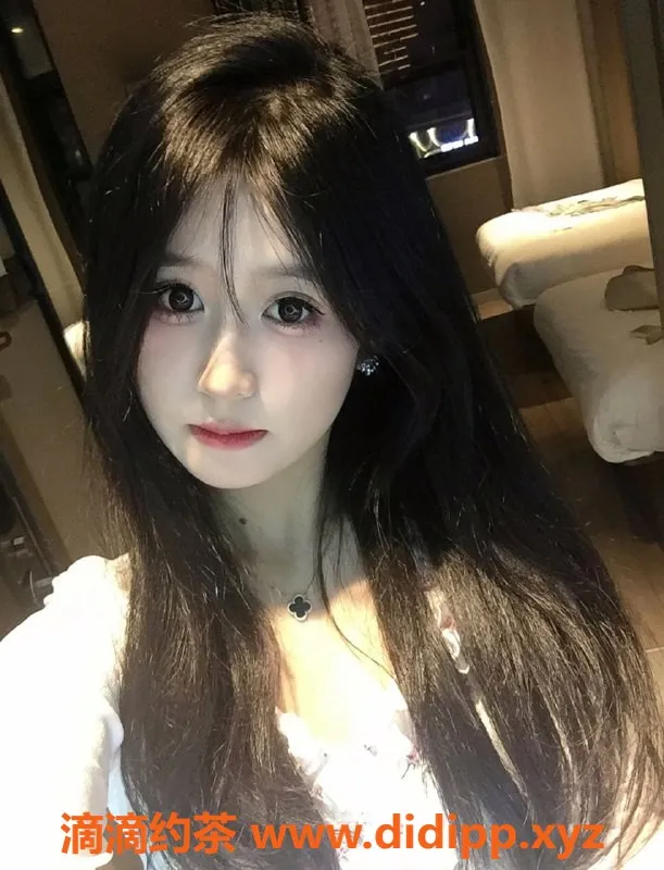 福州楼凤-福州萝莉小琪，上门服务，163厘米，夜场特惠