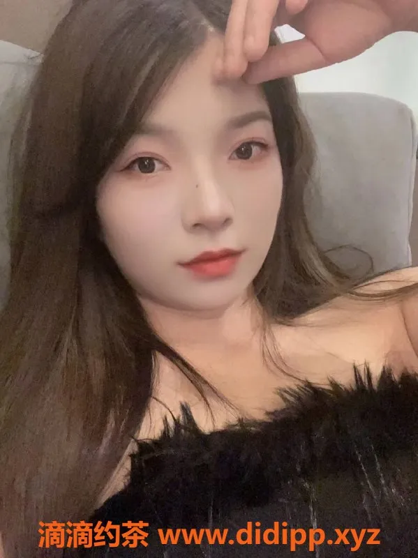 广州楼凤-广州天河贝贝：600元无套吹，69式体验