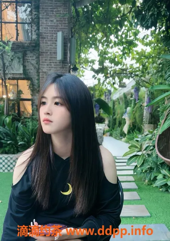 广州楼凤-天河区林仙儿，172cm，48kg，36D，价格1400p起