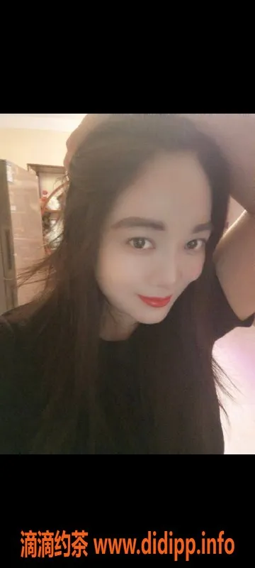 昆明楼凤-盘龙区少妇矫情，胸大优质服务，仅需7p起