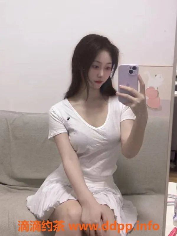 武汉楼凤-洪山区安玥20岁嫩妹 细腰B➕ 性感服务