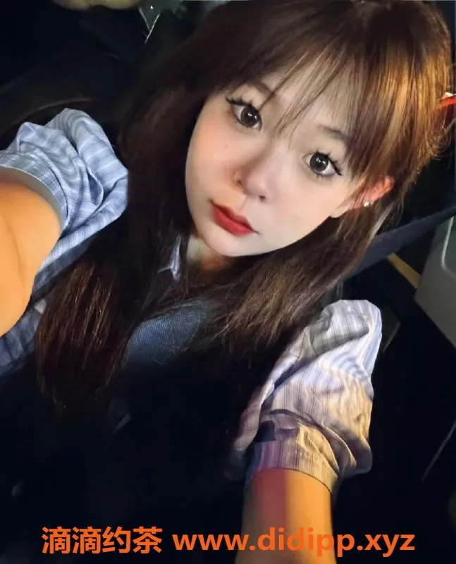 福州上门服务-福州萝莉欣欣，162高82胸，夜间上门服务