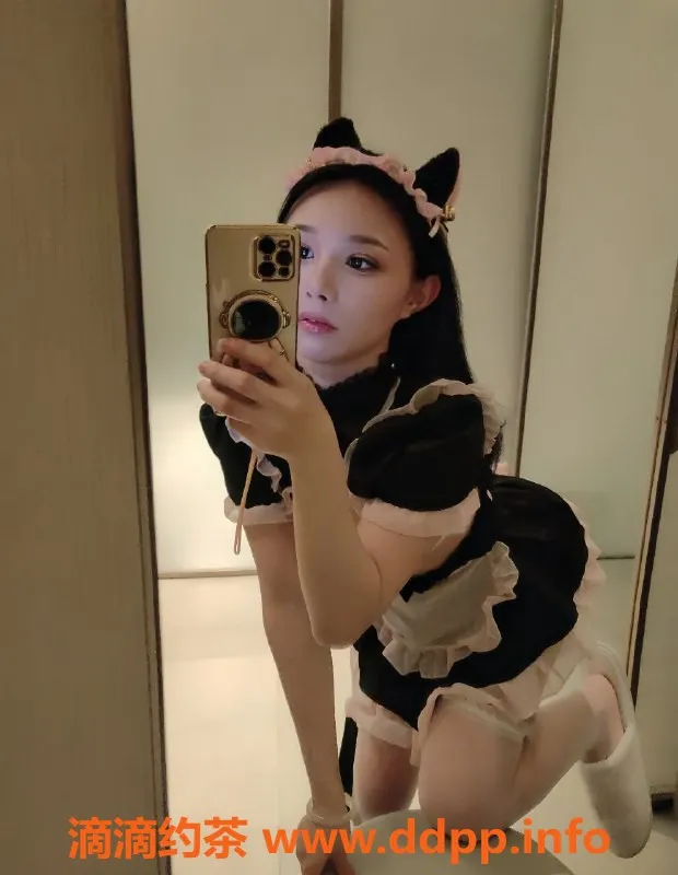 广州楼凤-19岁小宝宝，165cm, C杯，超可爱服务，番禺接待