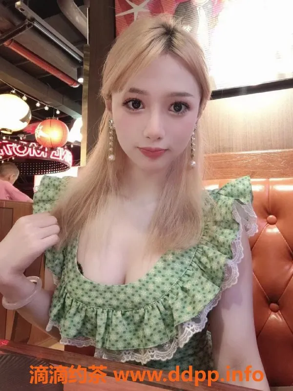 广州楼凤-19岁小宝宝，165cm, C杯，超可爱服务，番禺接待