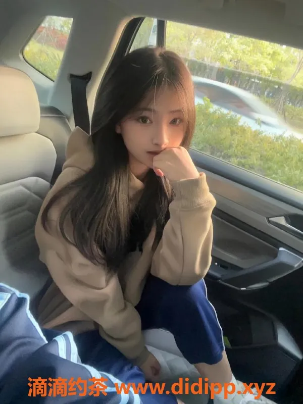 福州楼凤-福州米拉酱，166高挑学妹初海，期待您的联系！