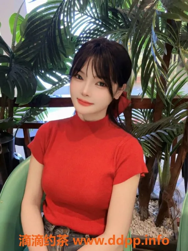 深圳楼凤-龙岗坂田美女，23岁，34D，极致服务体验