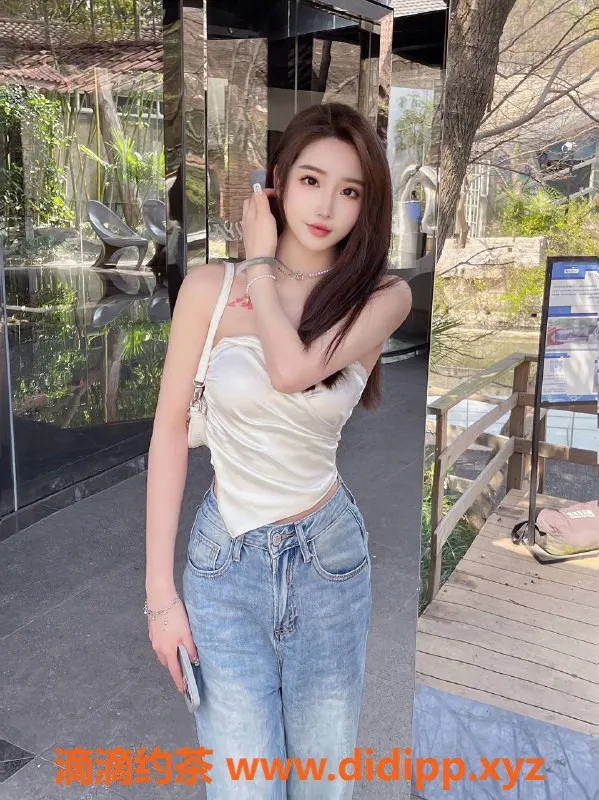 福州楼凤-福州96号欣欣 24岁 165cm 95斤 800元