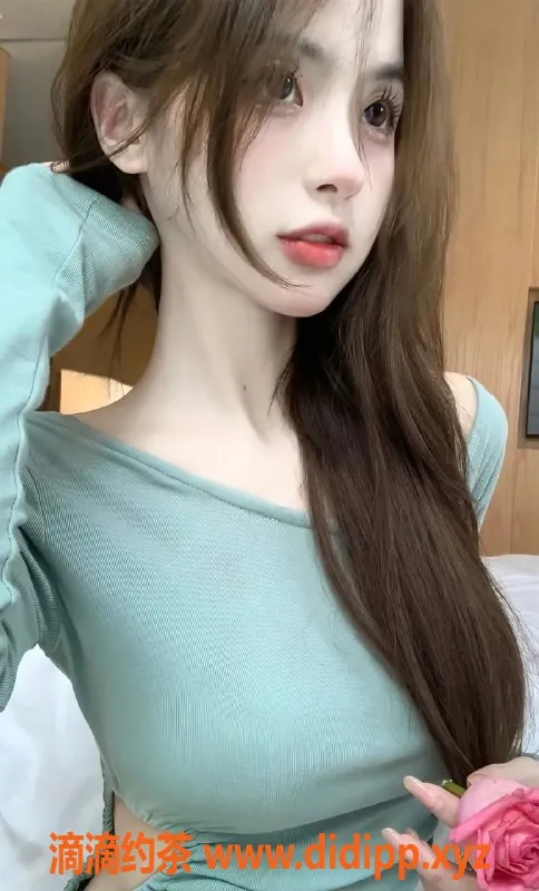 福州楼凤-福州鼓楼琪琪，170cm C罩杯，中端价位