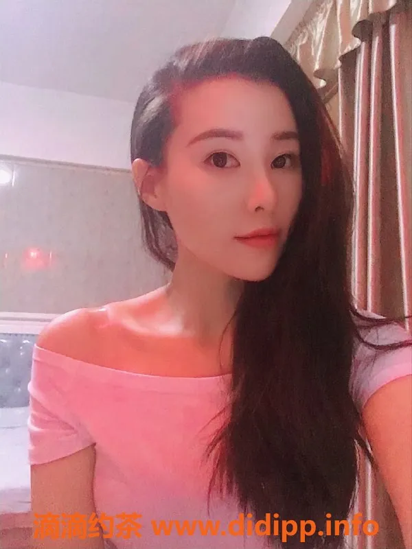 成都楼凤-金融城御姐半夏，13p 20pp自聊服务