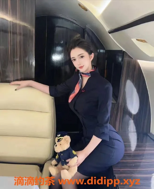 广州楼凤资源信息,广州何小姐，特价1000元，69式服务超棒！