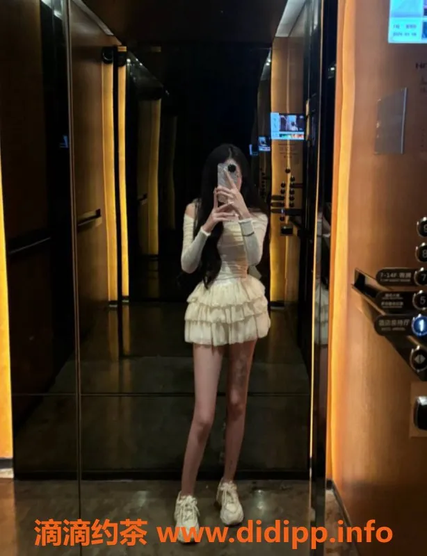 广州楼凤-广州天河柠柠：700元水中箫与鸳鸯浴体验