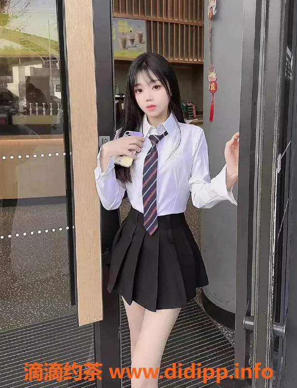 上海楼凤-闵行乔乔_164cm/45kg嫩妹_1400元起