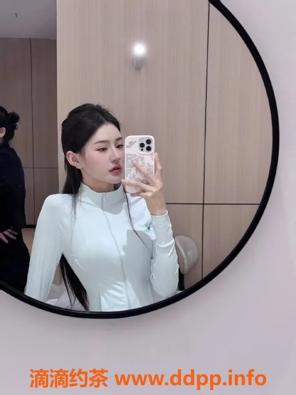 杭州spa会所资源信息,沐希20岁，170cm，49kg，服务多样只需400元