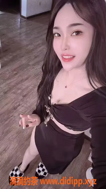 北京楼凤-洋洋25岁163cm，热情陪浴服务，价格实惠