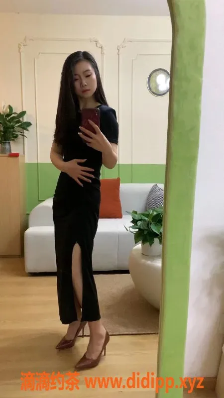 北京上门服务-25岁羽涵，165cm，95斤，兼职女友服务