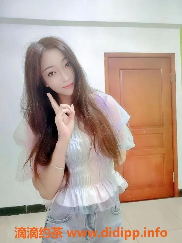 广州楼凤-白云区小燕子，茶费400/1p，真心推荐！