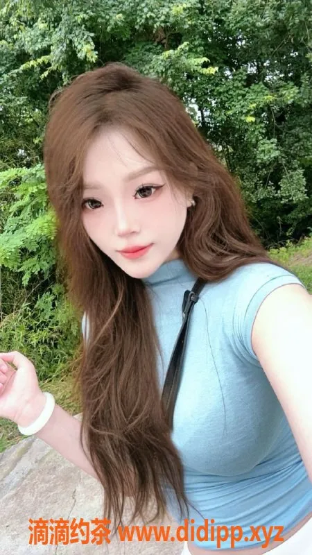 成都楼凤-成华区#小u，嫩妹大胸，车费7p