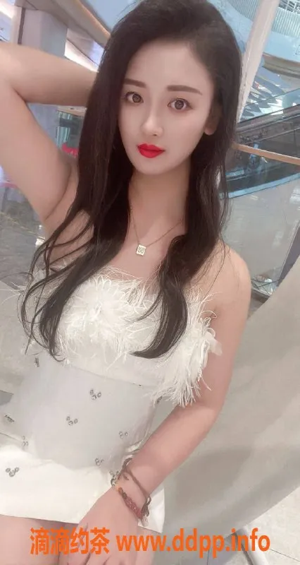 广州楼凤-广州小杨幂，500起，胸推口爆超赞