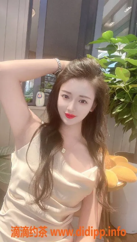 广州楼凤-广州小杨幂，500起，胸推口爆超赞