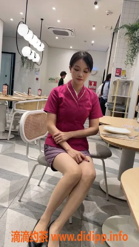 深圳楼凤-龙岗伊妹子，温柔体贴的陪伴