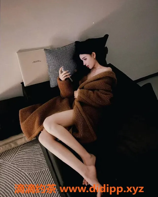 上海楼凤-静安俏俏，超高人气大圈妹子，值得信赖！