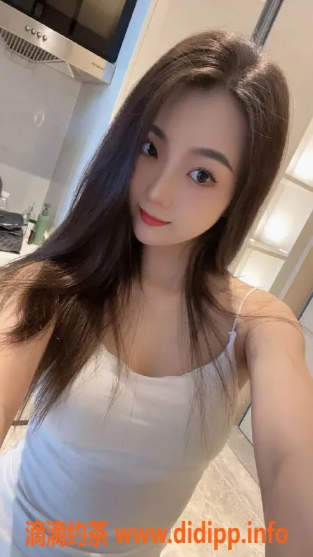 深圳楼凤资源信息,福田20岁美女，身高166，36B，1000元起