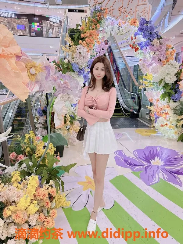 广州楼凤-天河潭村倩茹 | 热情莞式服务型导师